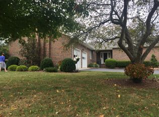 370 Sturbridge Dr, Tullahoma, TN 37388