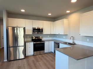 1011 E 13th St, The Dalles, OR 97058