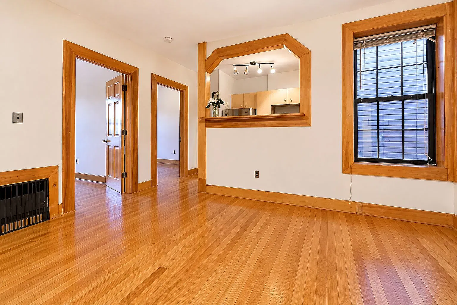 140A Lexington Avenue — Photo 1