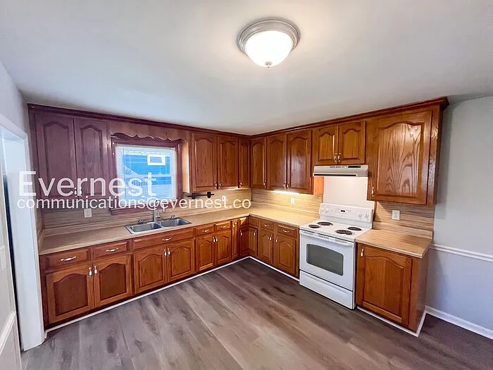 149 Dellway Dr — Photo 5