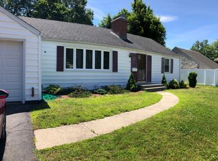 15 Northwood Rd, Newington, CT 06111