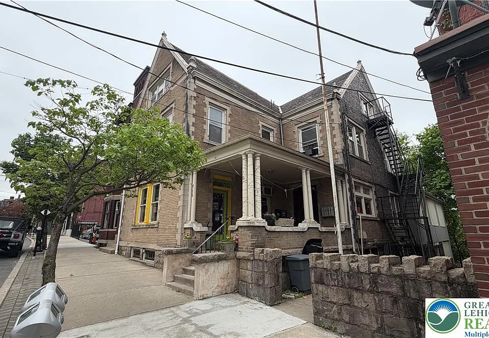 78 S Main St #5