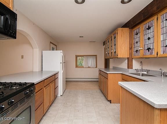 3rd image of 1233 Lois Ln