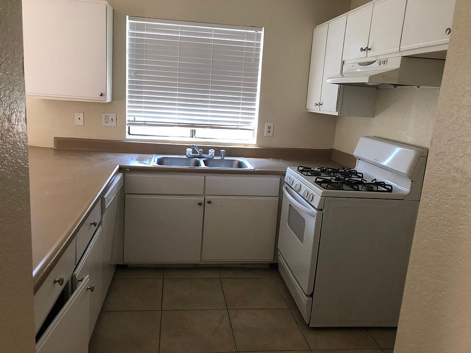 1st image of 82455 Bliss Ave APT 8