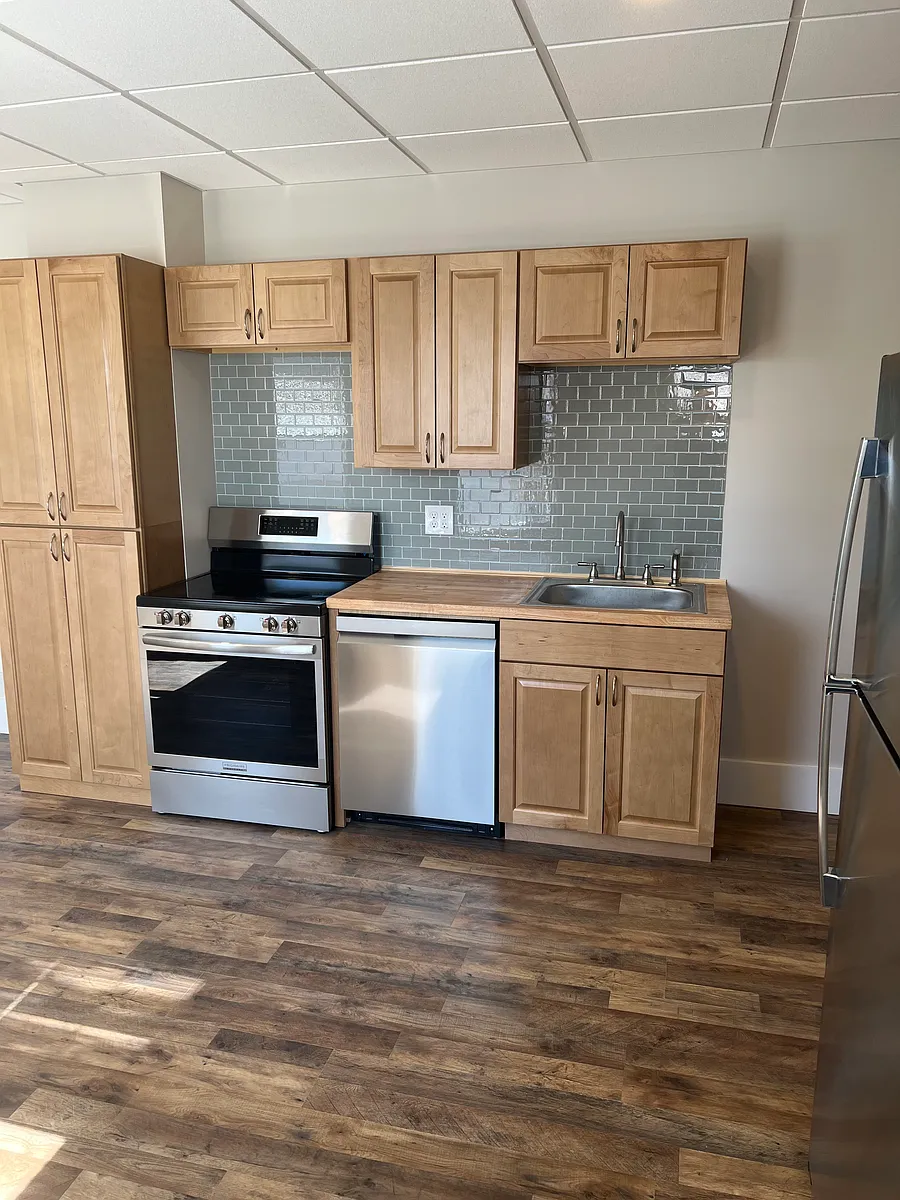 Newly remodeled kitchen - 75 Boynton St #2