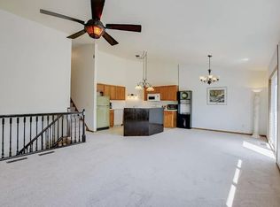 1625 Namekagon St APT 39, Hudson, WI 54016