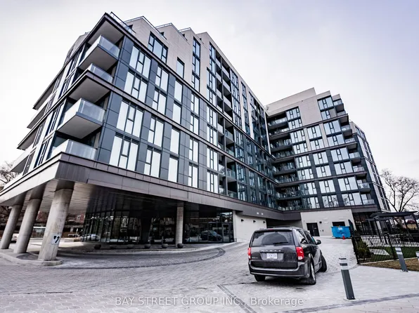 250 Lawrence Ave W #526, Toronto, ON M5M 1B2