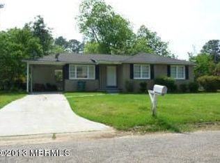 1317 Highland Dr, Waynesboro, MS 39367