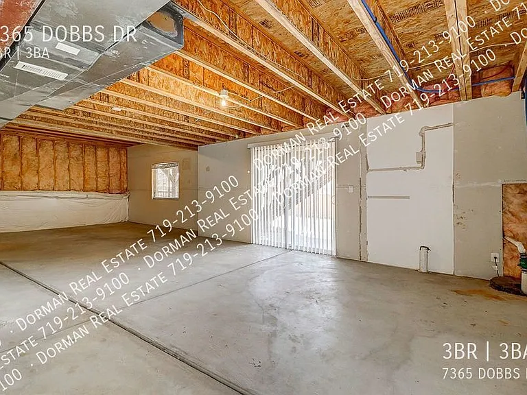 7365 Dobbs Dr — Photo 33