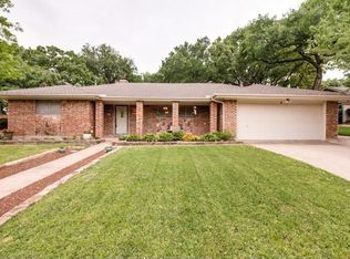 708 Monette Dr, Bedford, TX 76022
