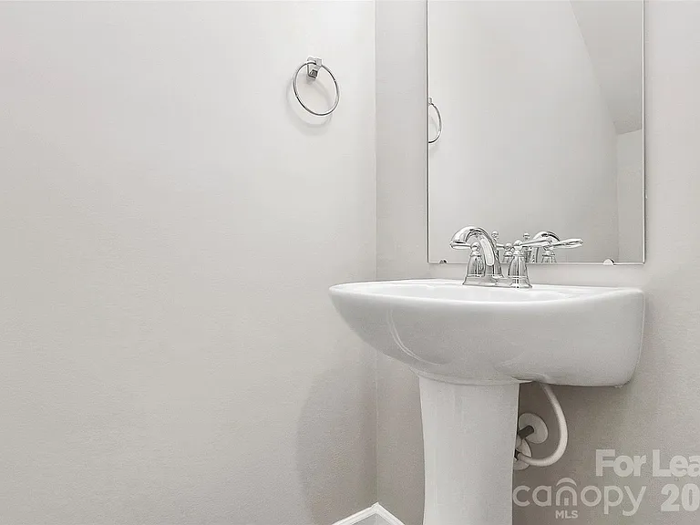 8208 Stonemere Ln — Photo 14