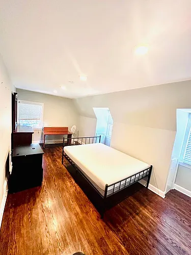 544 W Montgomery Ave Photo 1
