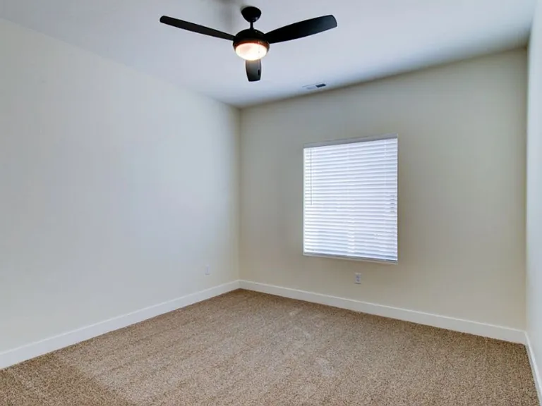 2875 Cody Dr #7 — Photo 23