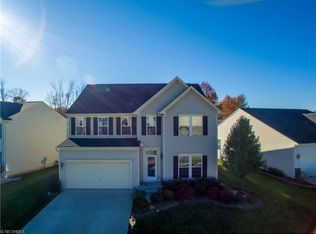 221 Stone Ridge Way, Berea, OH 44017