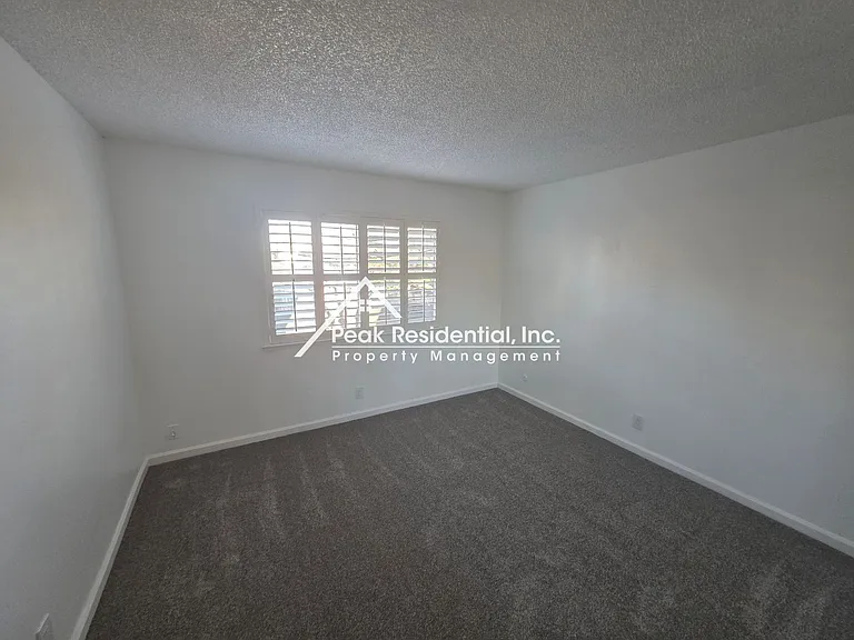 5948 Walerga Rd #4 — Photo 13
