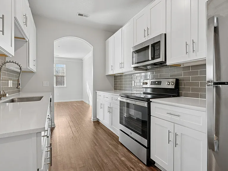 Modern kitchen in Haven at Birkdale Village