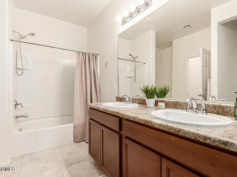 21612 W Kimberly Dr — Photo 12
