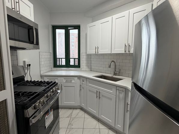 11 Metropolitan Oval APT 5F