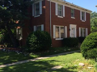 8520 S Prairie Ave, Chicago, IL 60619