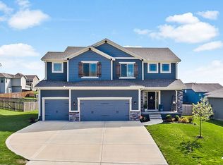 1209 Mission Dr, Raymore, MO 64083