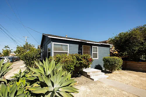 4499 Campus Ave Photo 1