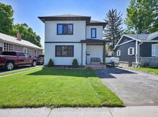 15 Manchester St, Cambridge, ON N1R 1R5