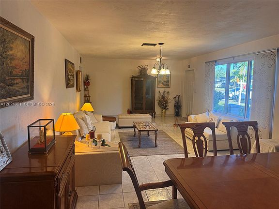 3rd image of 8121 SW 205th St