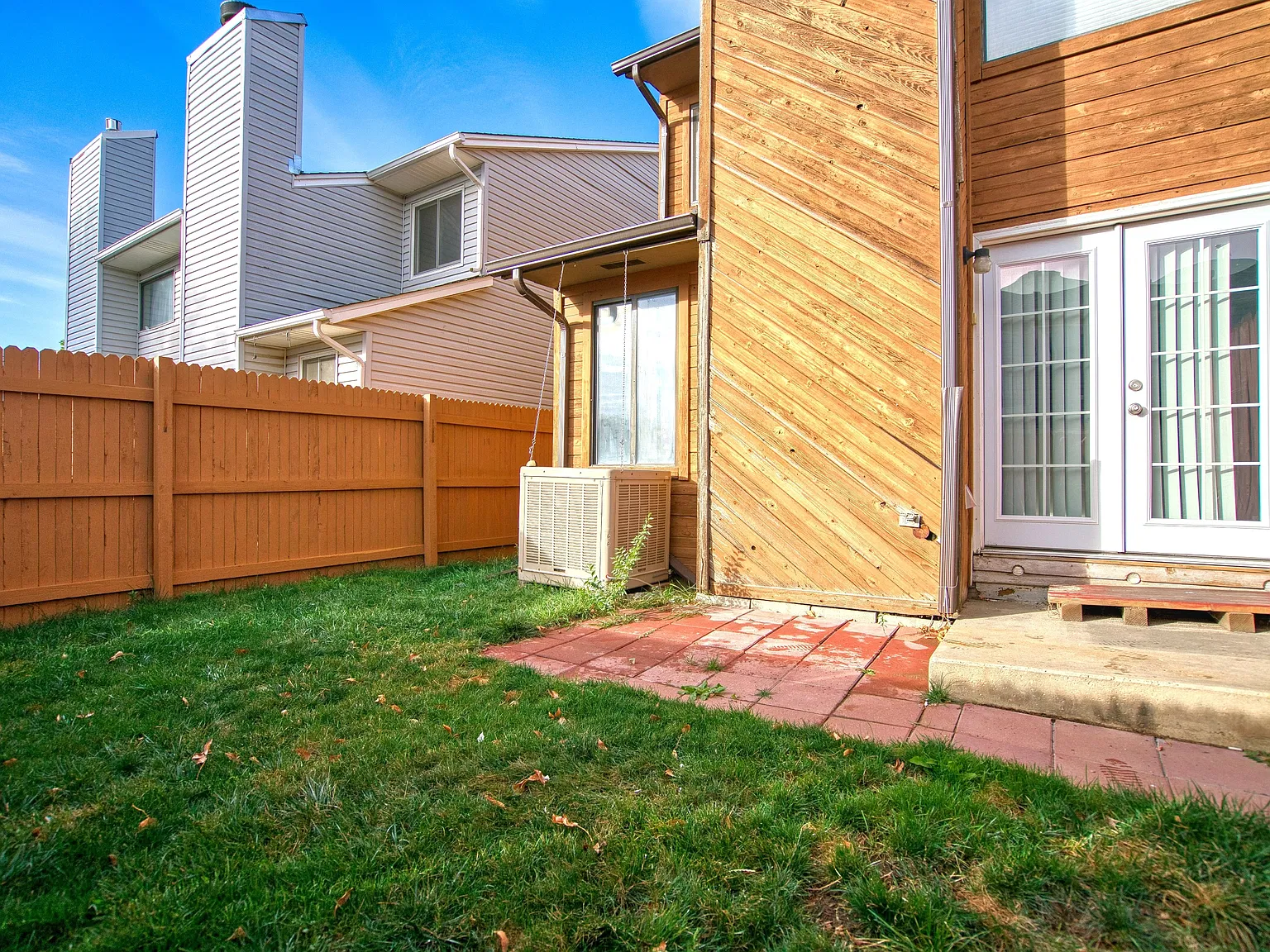 819 Gabriel Ct - 1 — Photo 4