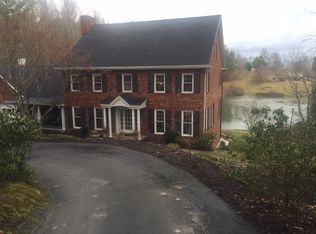 616 Sabine Dr, Laurel Park, NC 28739