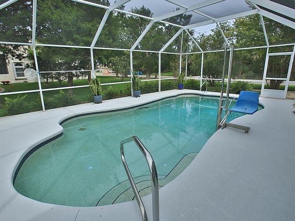 5th image of 2 Crandon Ct