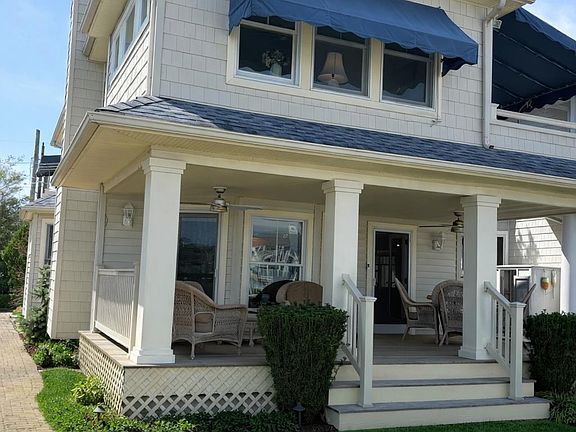 5th image of 165 Bayshore Dr
