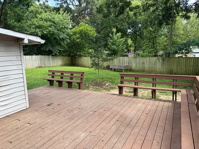 1227 Concord Ave — Photo 2