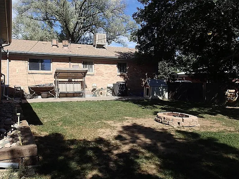 11863 Claude Way — Photo 21