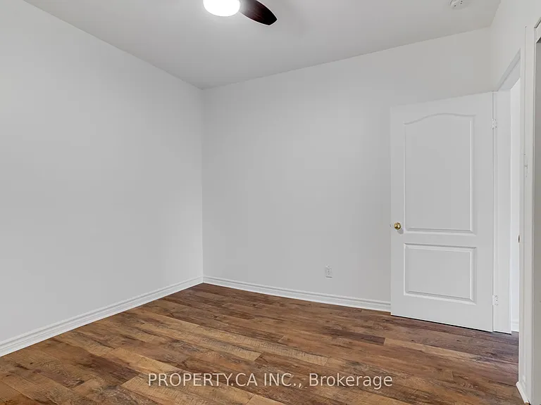 136 Ontario Ave #1 — Photo 14