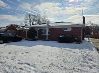 18800 E Ten Mile Rd, Eastpointe, MI 48021