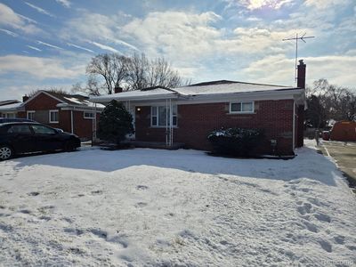 18800 E Ten Mile Rd, Eastpointe, MI, 48021