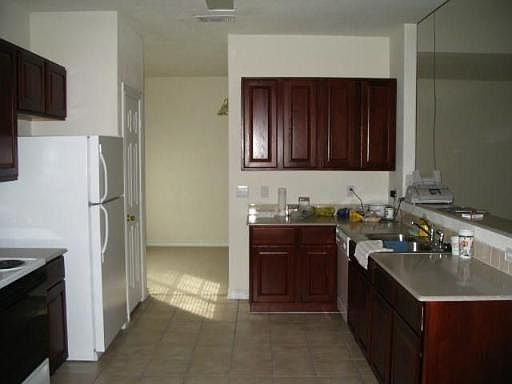 4th image of 6302 BAY MEADOWS DR