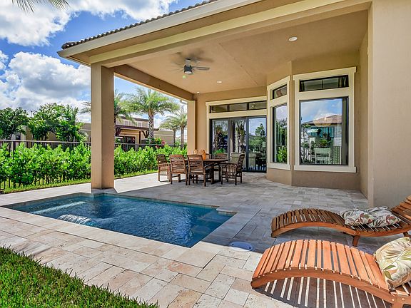 Lanai for outdoor entertaining