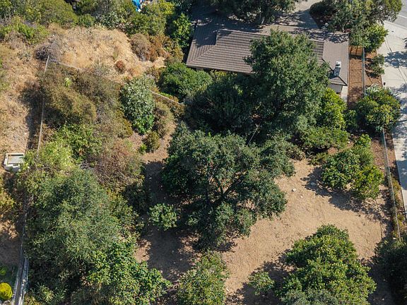 3rd image of 3273 New York Dr Lot 92