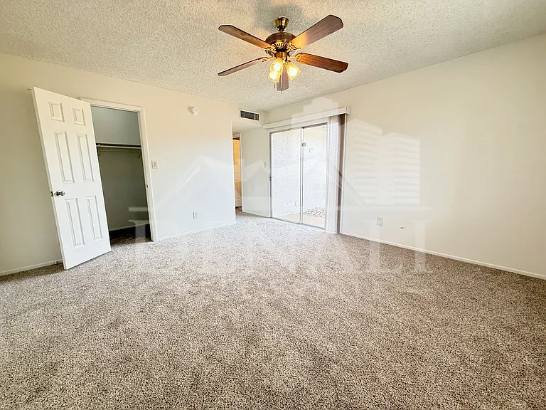1016 W Nido Ave — Photo 14