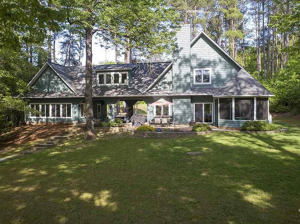 1st image of 46 Beech Dr