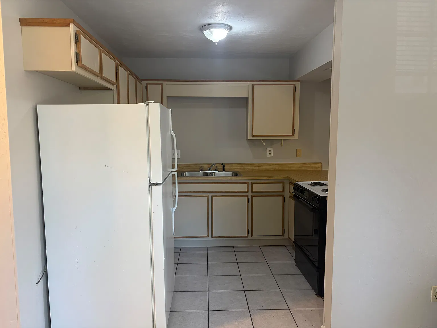3 bed, 1110 sqft, $1,500 — Photo 4