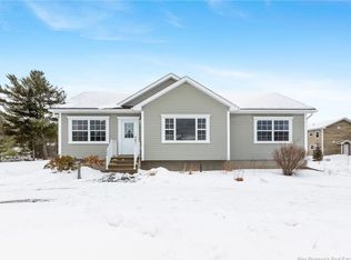 383 Canada St, Fredericton, NB E3A 4A5