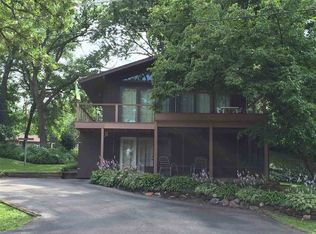 N4177 Sleepy Hollow Rd, Cambridge, WI 53523