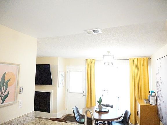 5th image of 695 & 693 Belflower Pl
