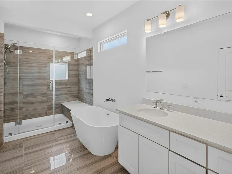 1526 Ojeman Rd #C — Photo 16