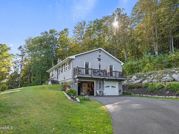 2nd image of 369 E Harbor Rd