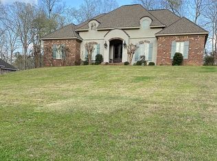 1330 Whippoorwill Cv, Grenada, MS 38901