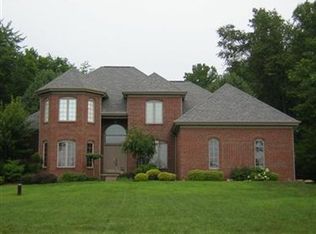 6150 Silver Creek Rd, New Middletown, OH 44442