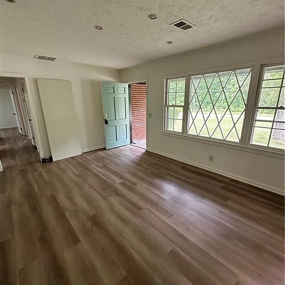 393 Old Acworth Rd — Photo 10